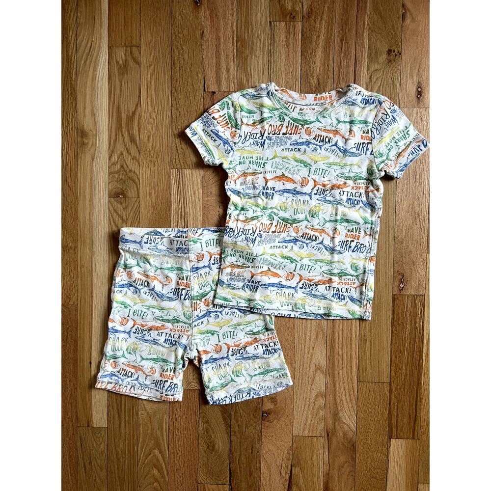 2-Bundle Gap Sleepwear Pajama Sets - Sharks (Shorts) Games (Long) Size 6 - Picture 2 of 6